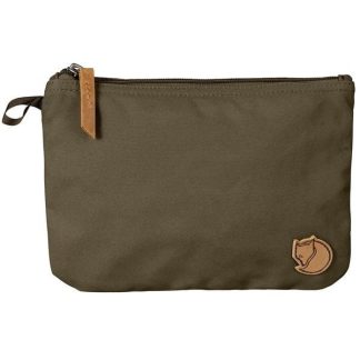 Gear pocket