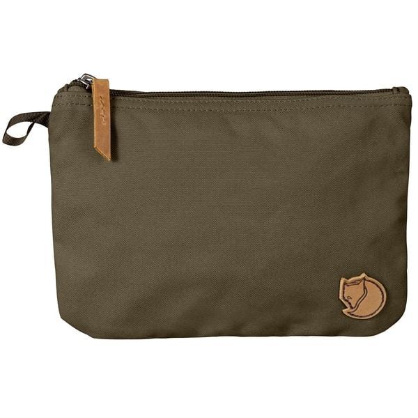 Gear pocket